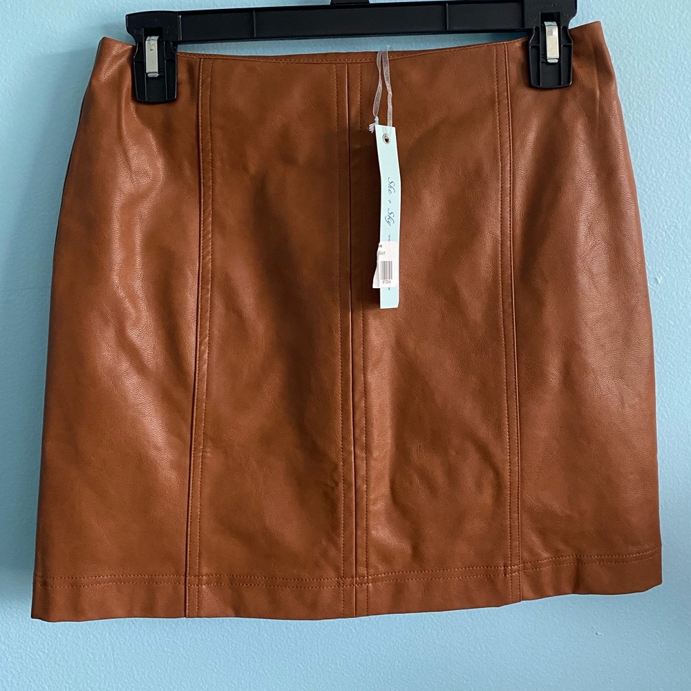 Women’s Brown Leather Skirt